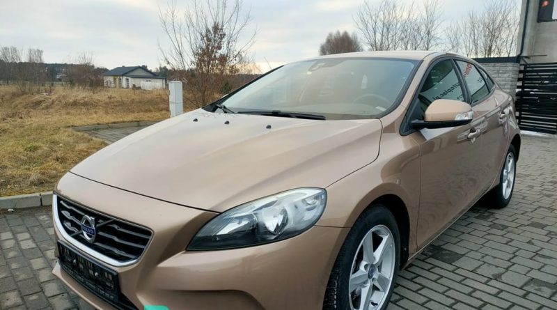 Volvo V40 (2016) – Diesel Volvo V40 (2016) – Diesel